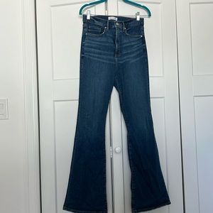 Classic flare from Loft. Stretchy, super comfortable high rise. VERY flattering